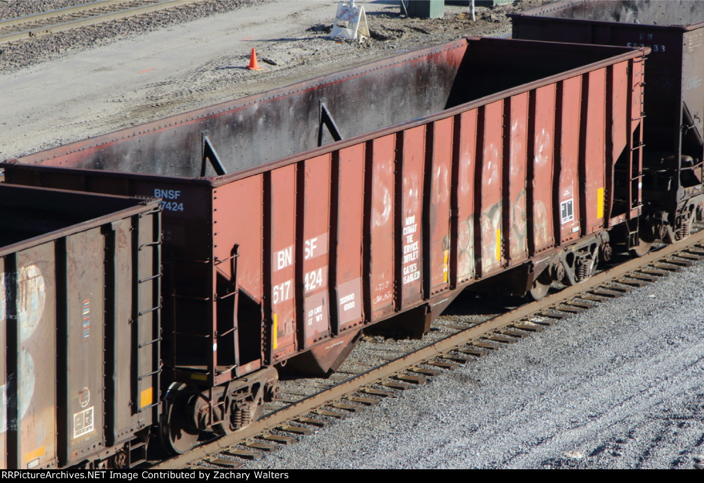 BNSF 617424